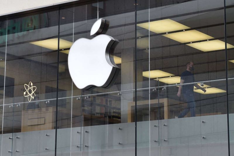 European Union Accuses Apple of Law Violations